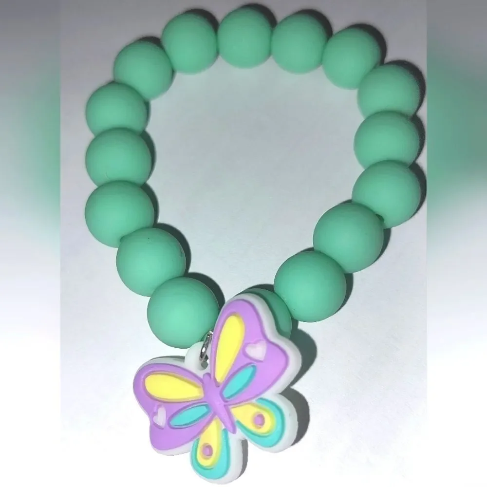 Super cute girls beaded bracelet